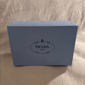 💙 NEW Prada Blue Gift Box Medium